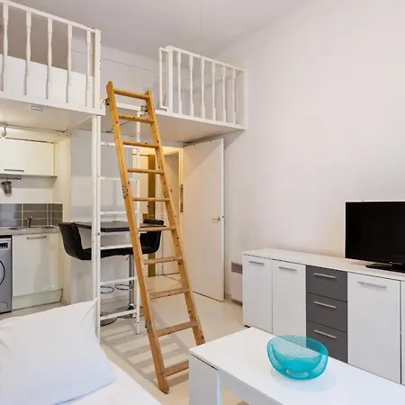 Appartement Modern Cosy Studio In Cannes, With Great Transportation Links *